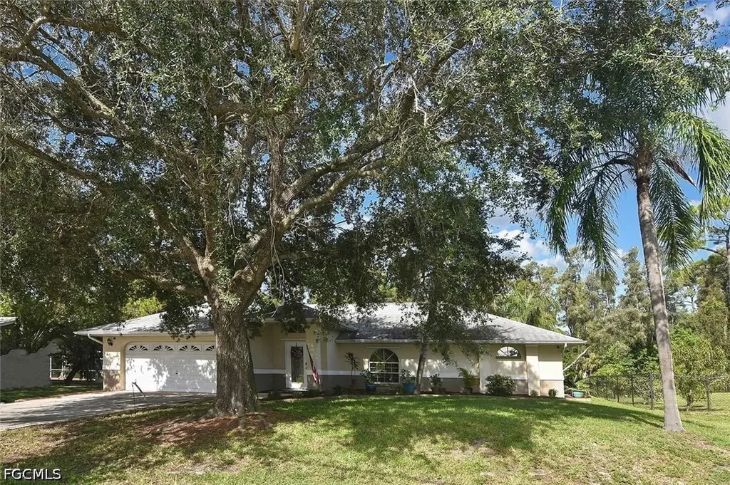 18674 Spruce Drive E Fort Myers FL 33967