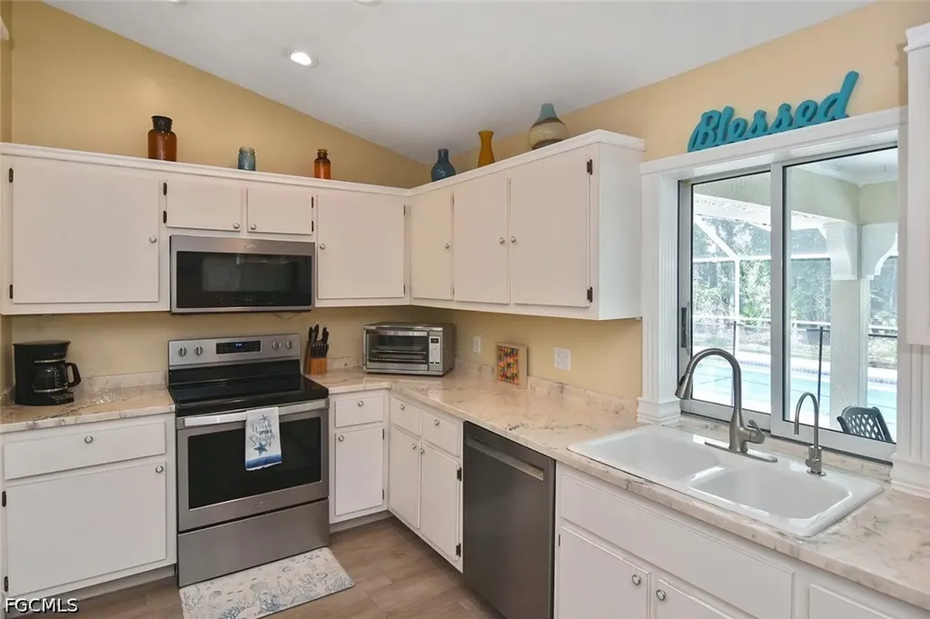 18674 Spruce Drive E Fort Myers FL 33967