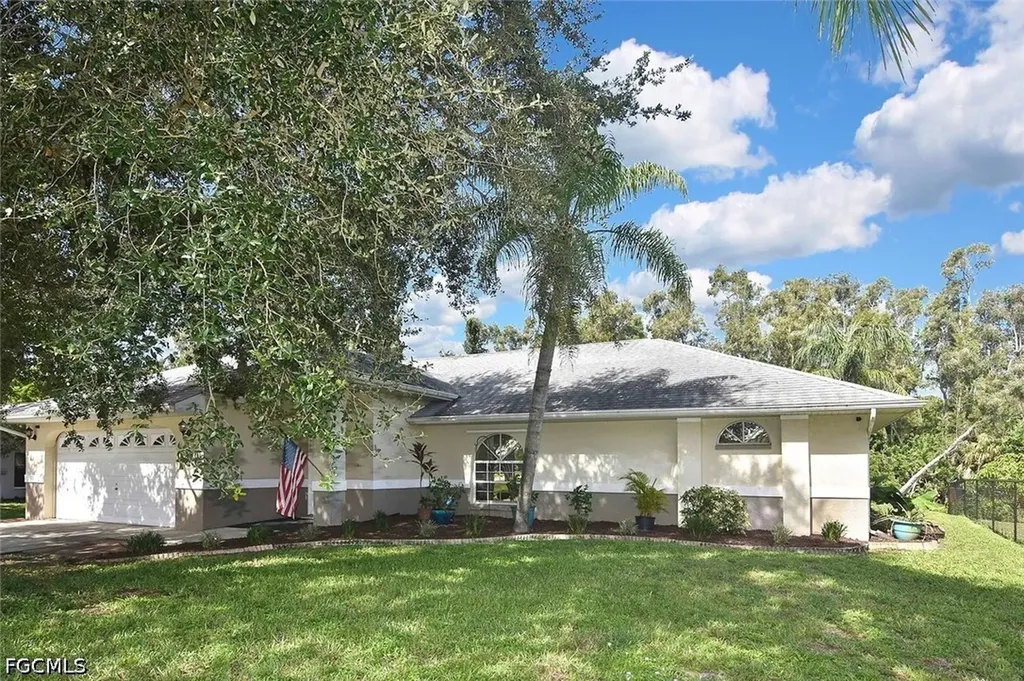 18674 Spruce Drive E Fort Myers FL 33967