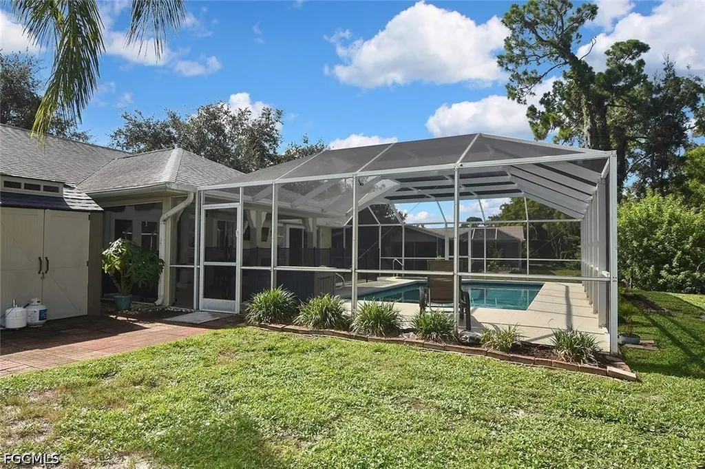 18674 Spruce Drive E Fort Myers FL 33967