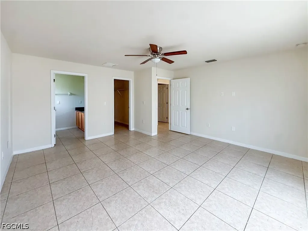 2602 24th Street SW Lehigh Acres FL 33976