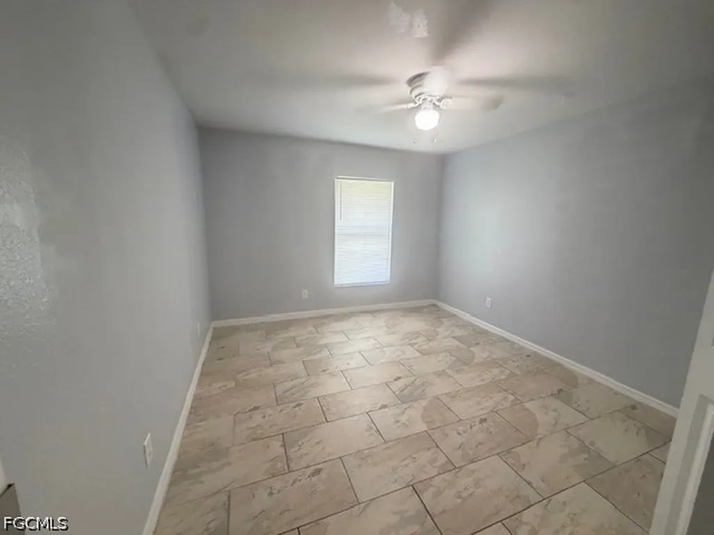 3950 Sunset Road Lehigh Acres FL 33971