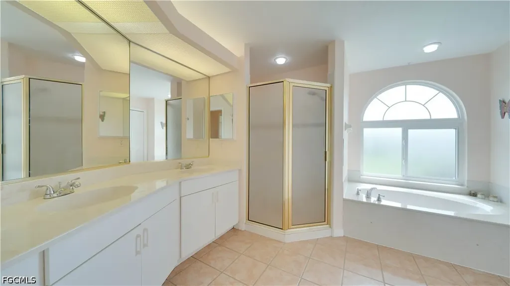 3902 SE 13th Avenue Cape Coral FL 33904