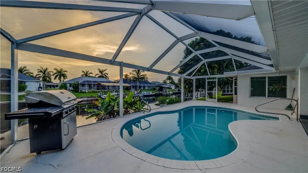 3902 SE 13th Avenue Cape Coral FL 33904