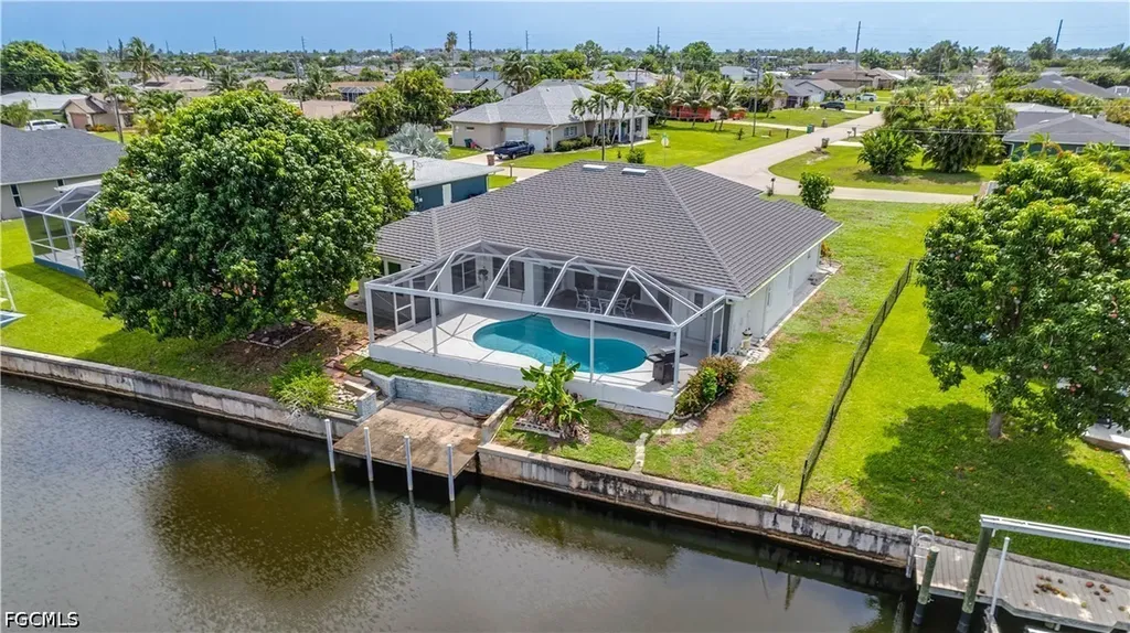 3902 SE 13th Avenue Cape Coral FL 33904