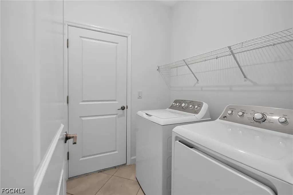 9156 Leatherwood Loop Lehigh Acres FL 33936