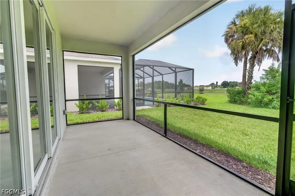 9156 Leatherwood Loop Lehigh Acres FL 33936