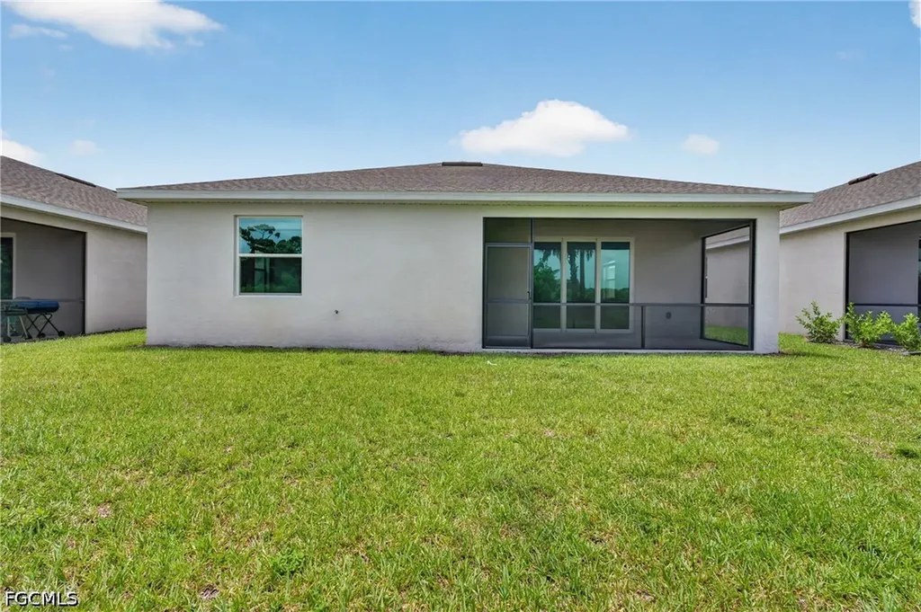 9156 Leatherwood Loop Lehigh Acres FL 33936