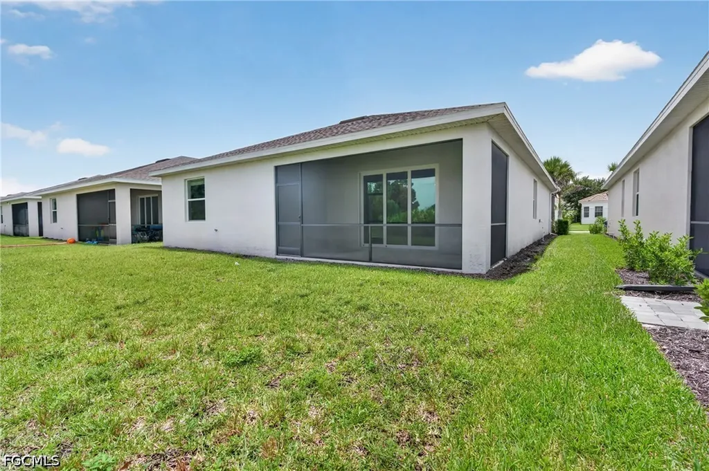 9156 Leatherwood Loop Lehigh Acres FL 33936