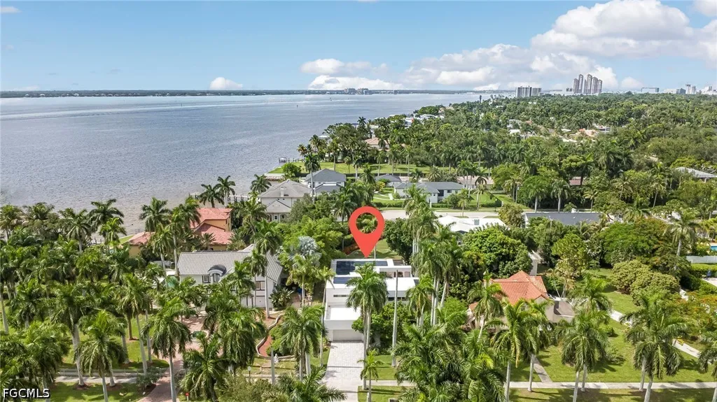 1215 Caloosa Drive Fort Myers FL 33901