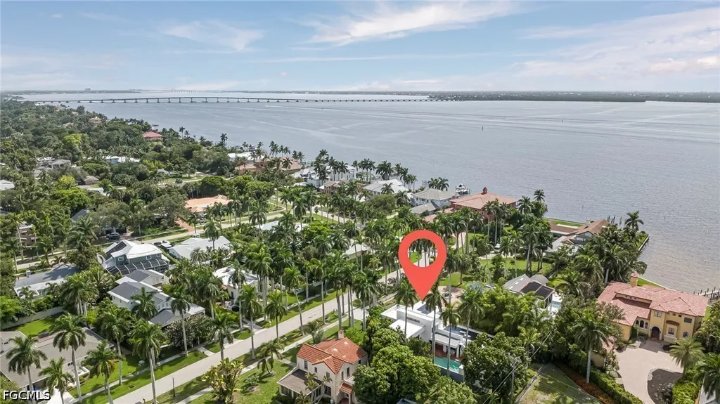 1215 Caloosa Drive Fort Myers FL 33901