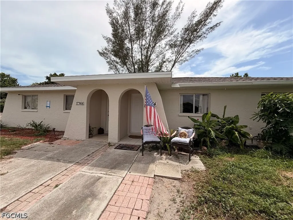 17364/366 Dowling Drive Fort Myers FL 33967