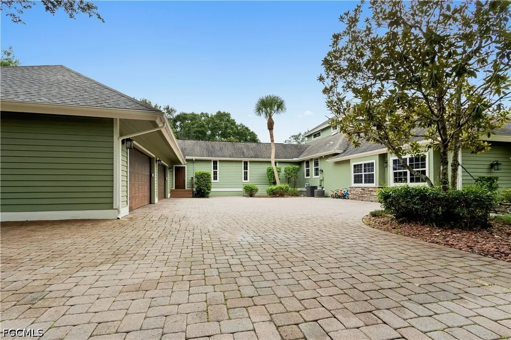 15010 Orange River Road Fort Myers FL 33905