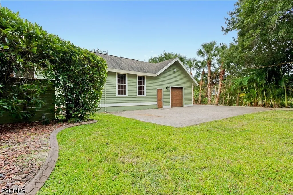 15010 Orange River Road Fort Myers FL 33905