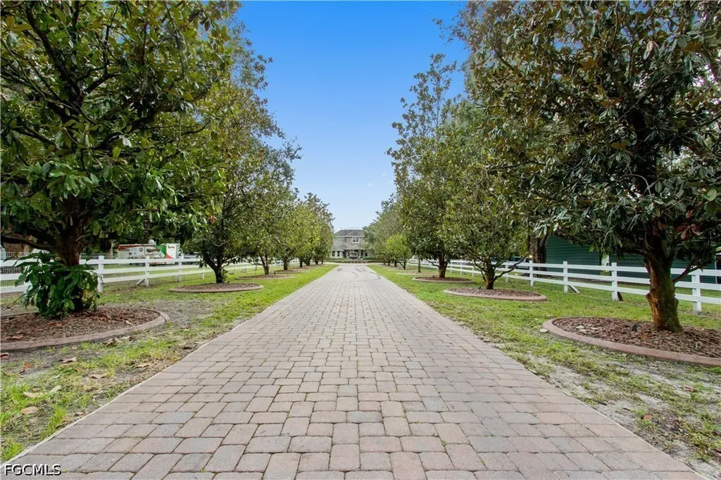 15010 Orange River Road Fort Myers FL 33905