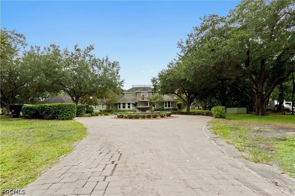 15010 Orange River Road Fort Myers FL 33905