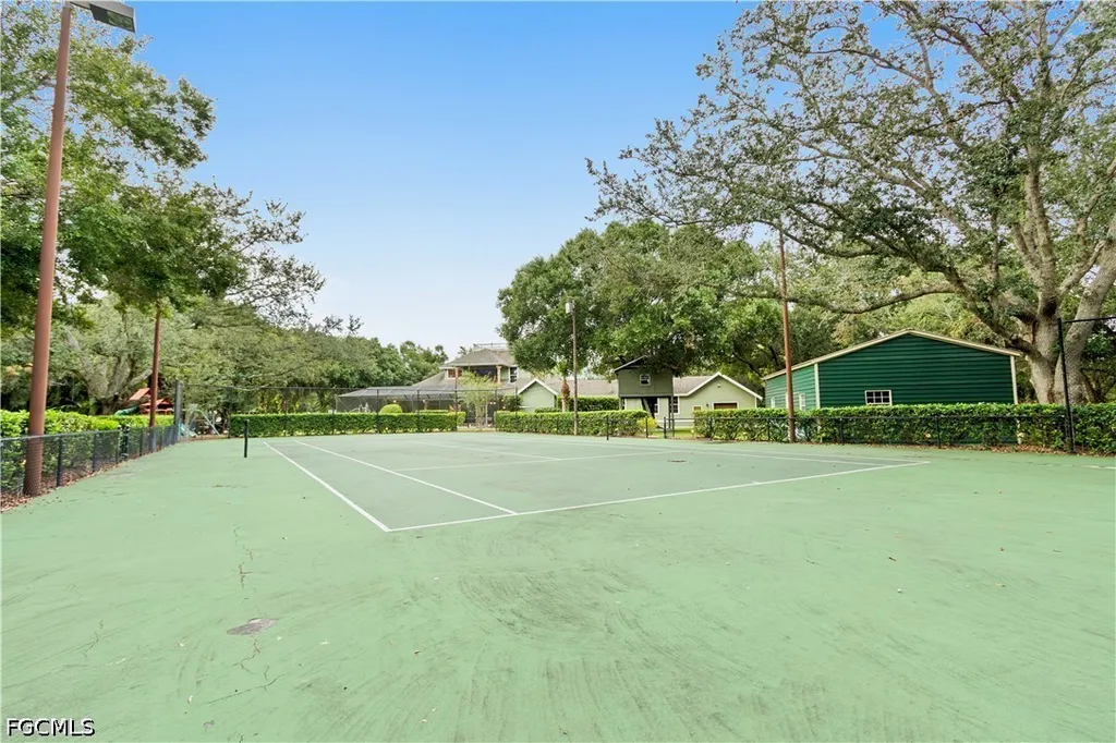 15010 Orange River Road Fort Myers FL 33905
