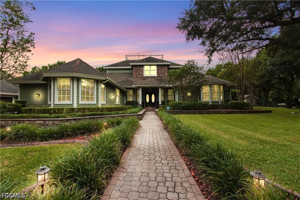 15010 Orange River Road Fort Myers FL 33905