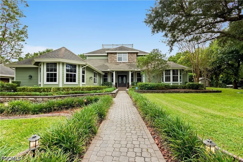 15010 Orange River Road Fort Myers FL 33905