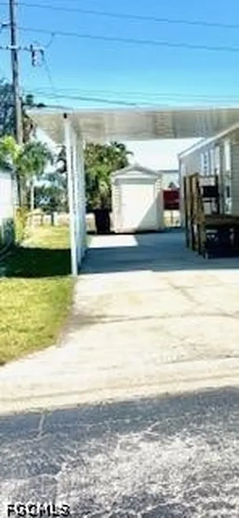 11000 Ballweg Lane Fort Myers FL 33908