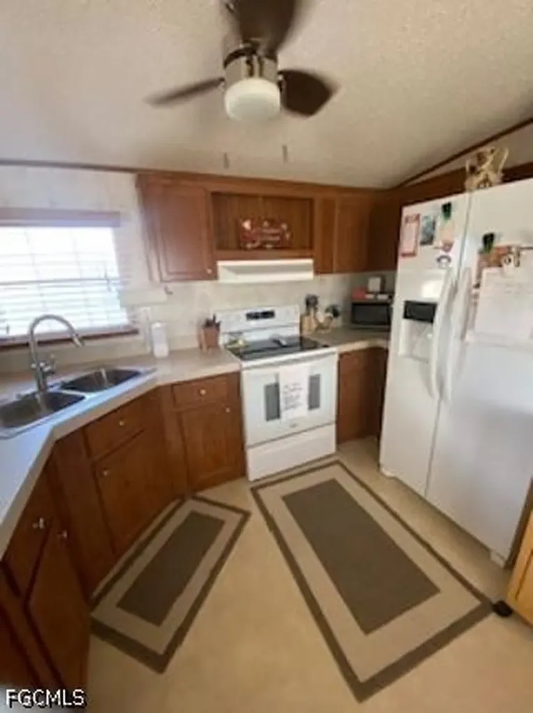11000 Ballweg Lane Fort Myers FL 33908