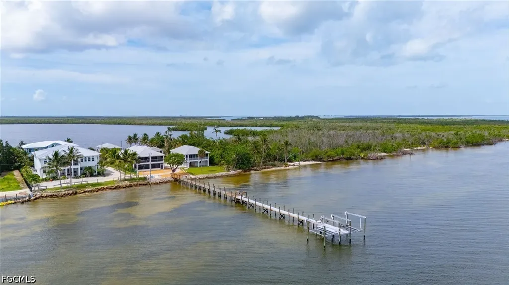 8550 Ebbtide Way Bokeelia FL 33922