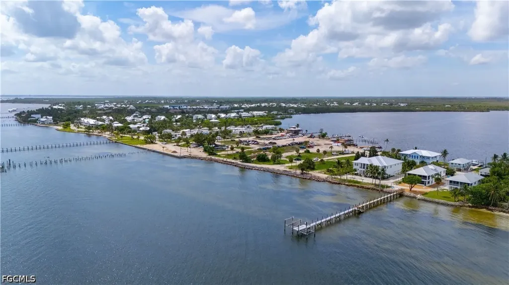 8550 Ebbtide Way Bokeelia FL 33922