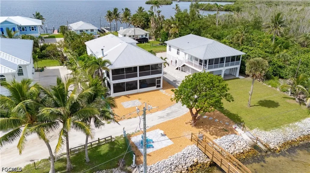 8550 Ebbtide Way Bokeelia FL 33922
