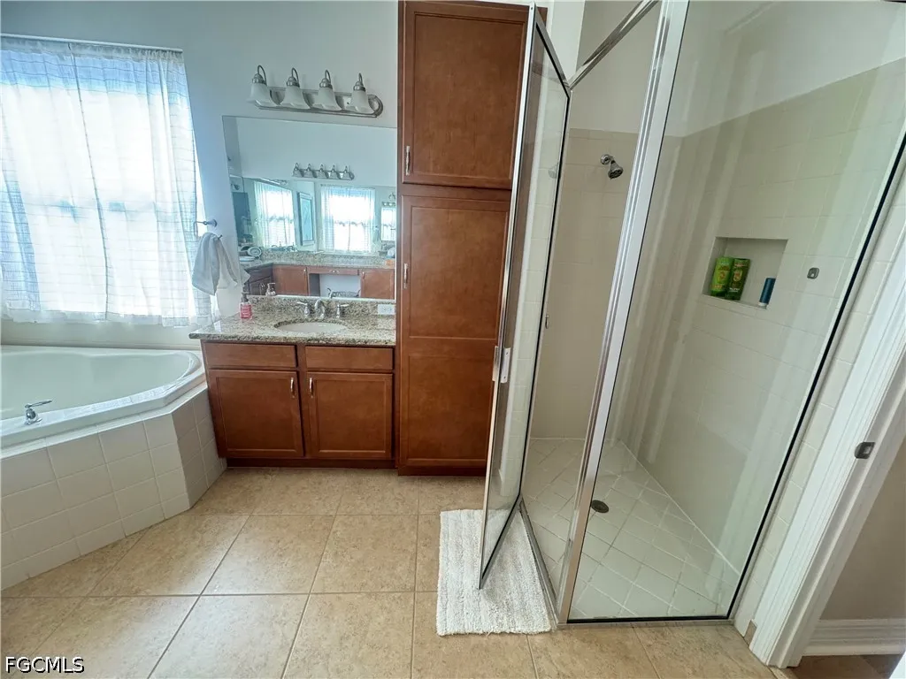 10253 Gulfstone Court Fort Myers FL 33913