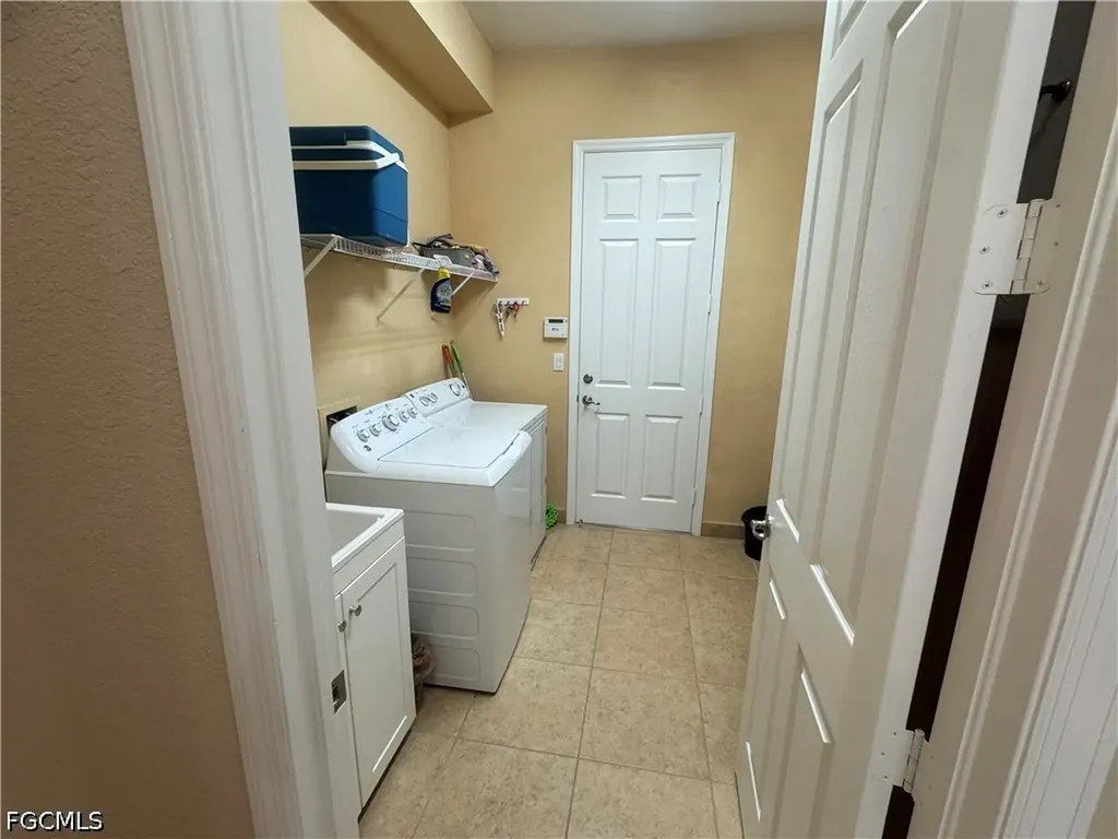 10253 Gulfstone Court Fort Myers FL 33913