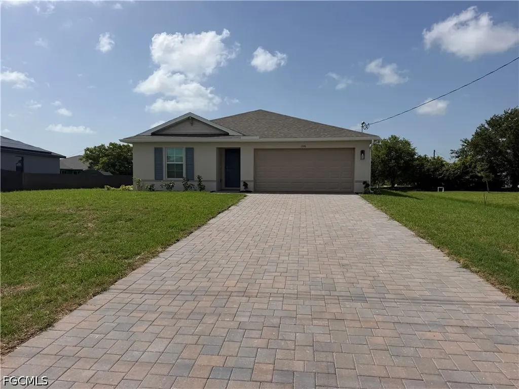 1106 NE 39th Terrace Cape Coral FL 33909
