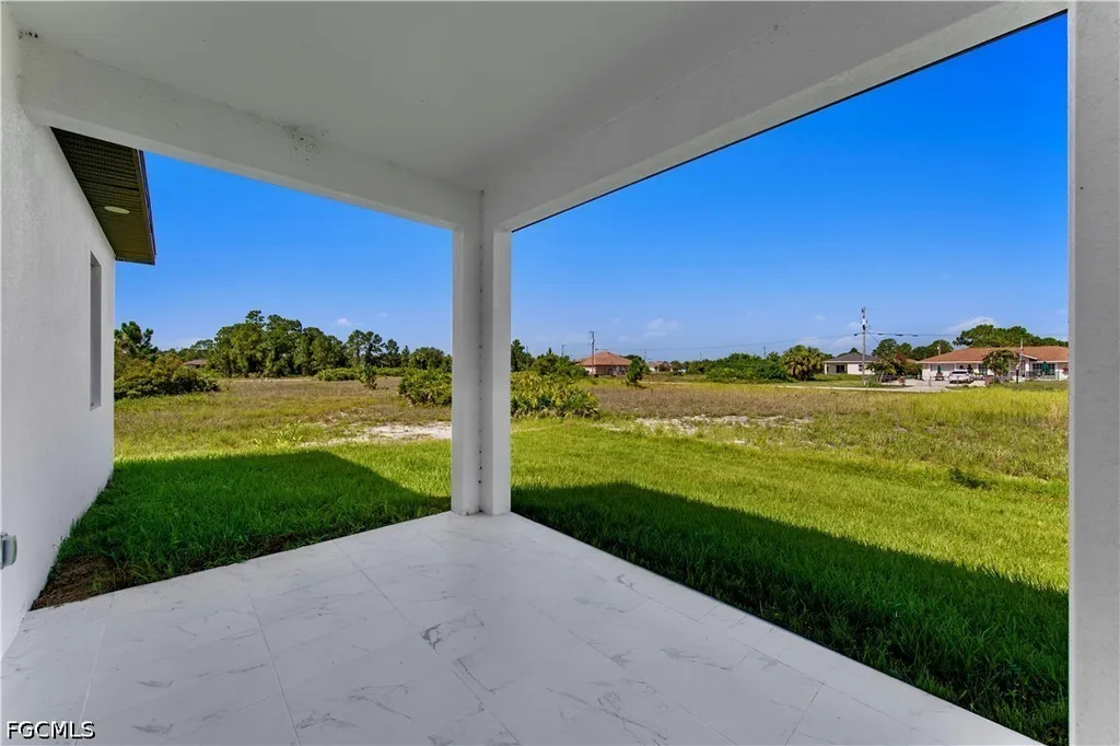 916 Manresa Avenue S Lehigh Acres FL 33974