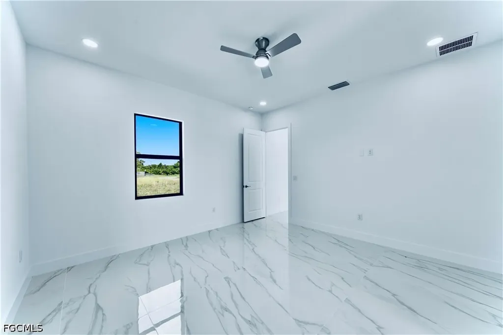 916 Manresa Avenue S Lehigh Acres FL 33974