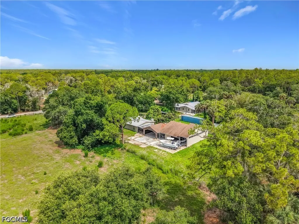 19330 Meredith Road North Fort Myers FL 33917