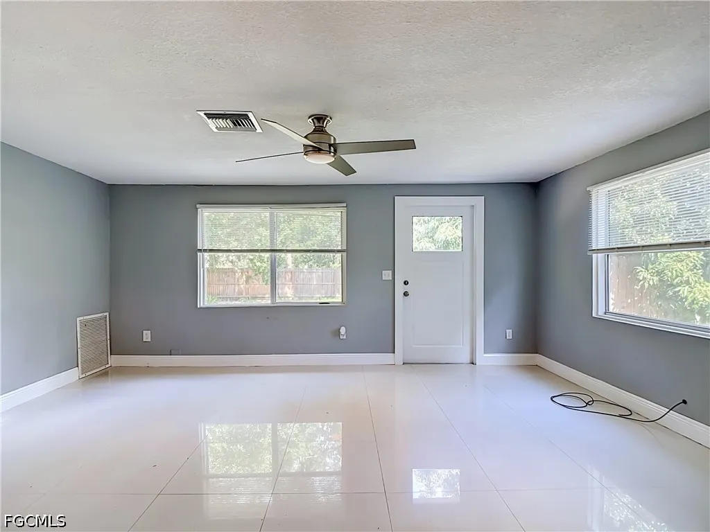 19330 Meredith Road North Fort Myers FL 33917