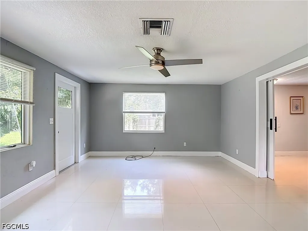 19330 Meredith Road North Fort Myers FL 33917