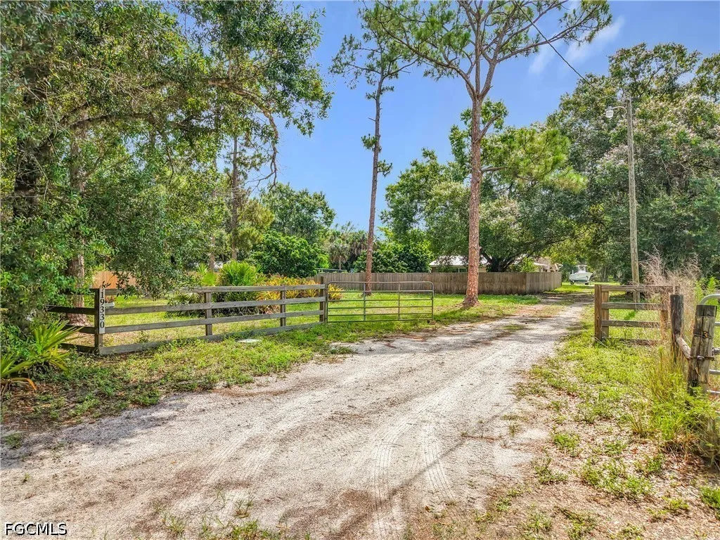 19330 Meredith Road North Fort Myers FL 33917