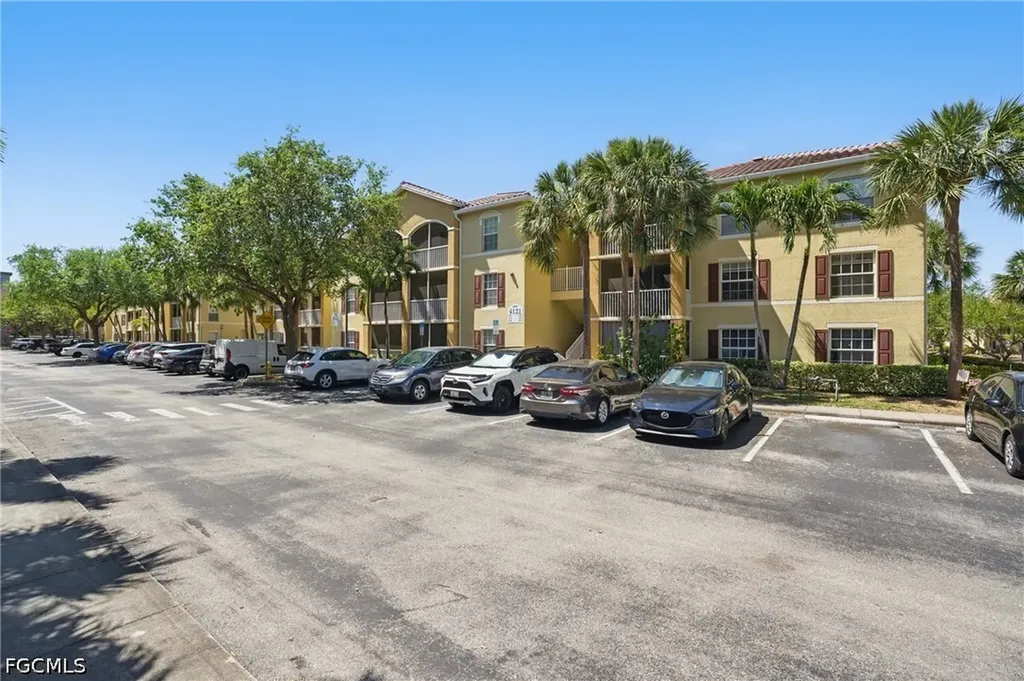 4121 Residence Drive Fort Myers FL 33901