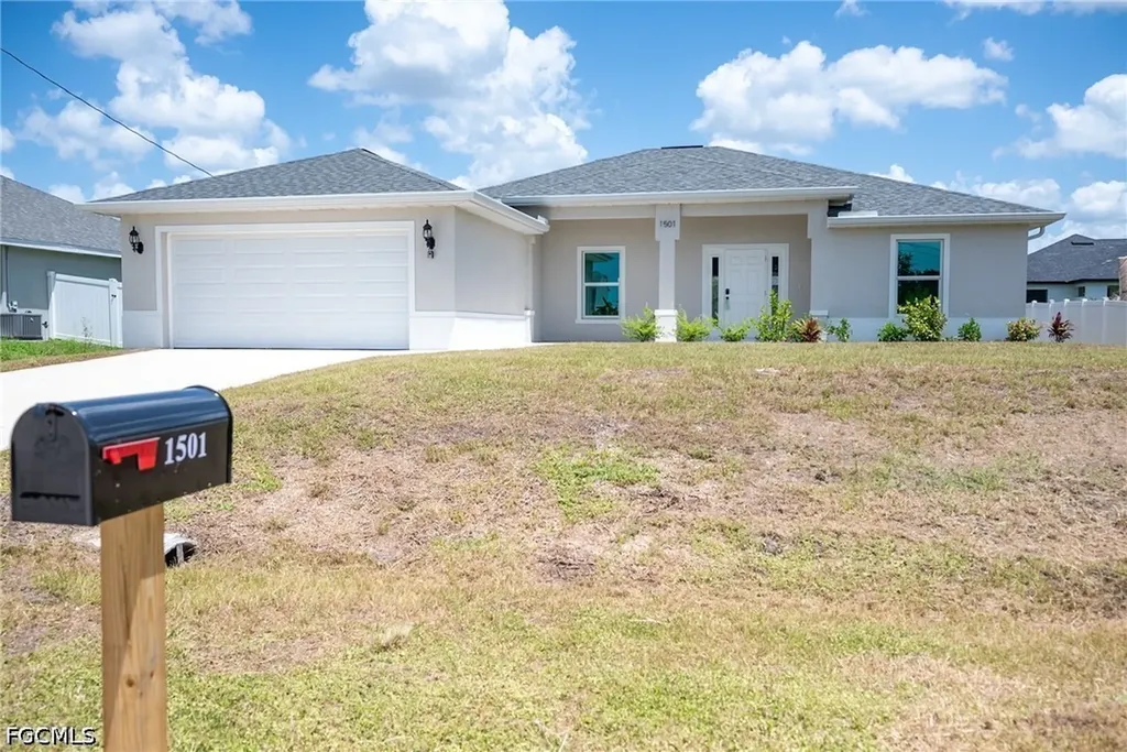 1501 NE 43rd Terrace Cape Coral FL 33909