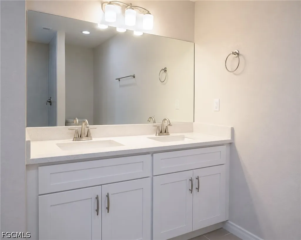 1501 NE 43rd Terrace Cape Coral FL 33909