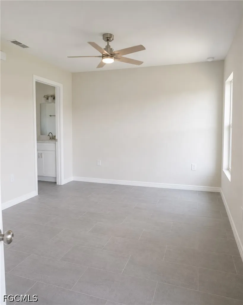 1501 NE 43rd Terrace Cape Coral FL 33909