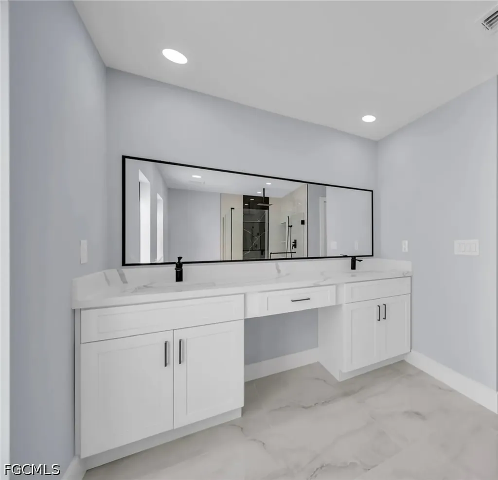 4028 26th Street SW Lehigh Acres FL 33976