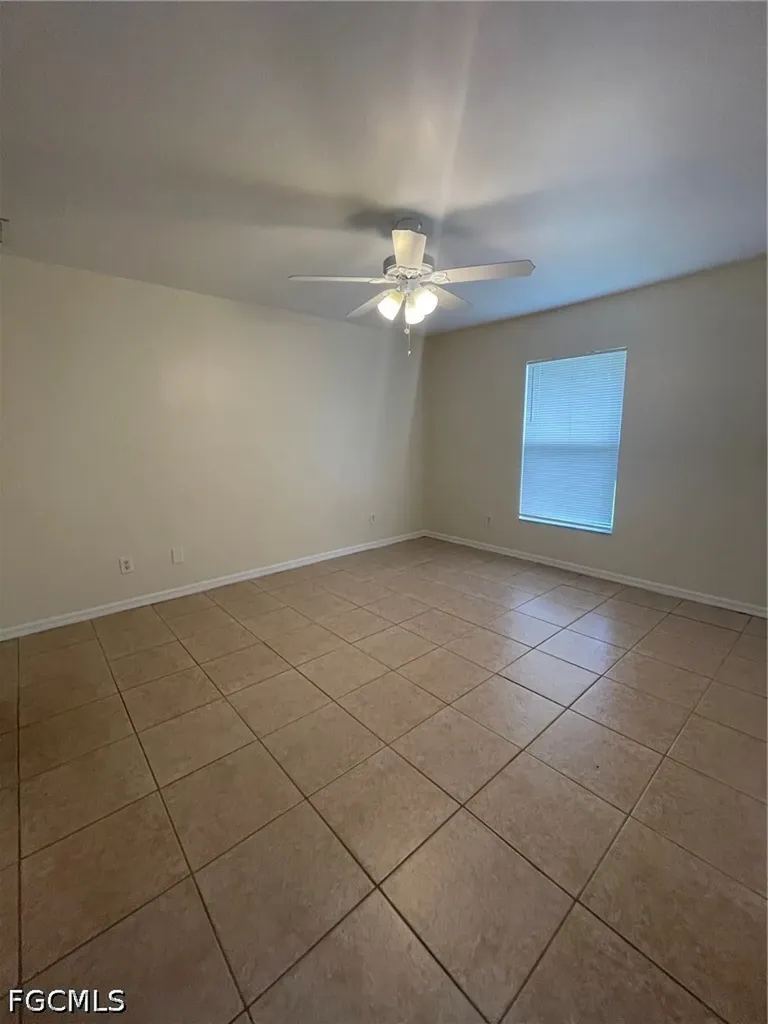 2605/2607 Sunniland Boulevard Lehigh Acres FL 33971