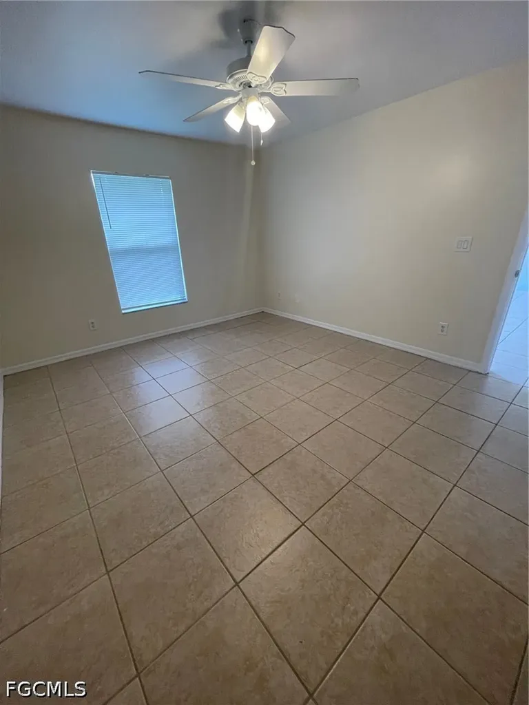 2605/2607 Sunniland Boulevard Lehigh Acres FL 33971