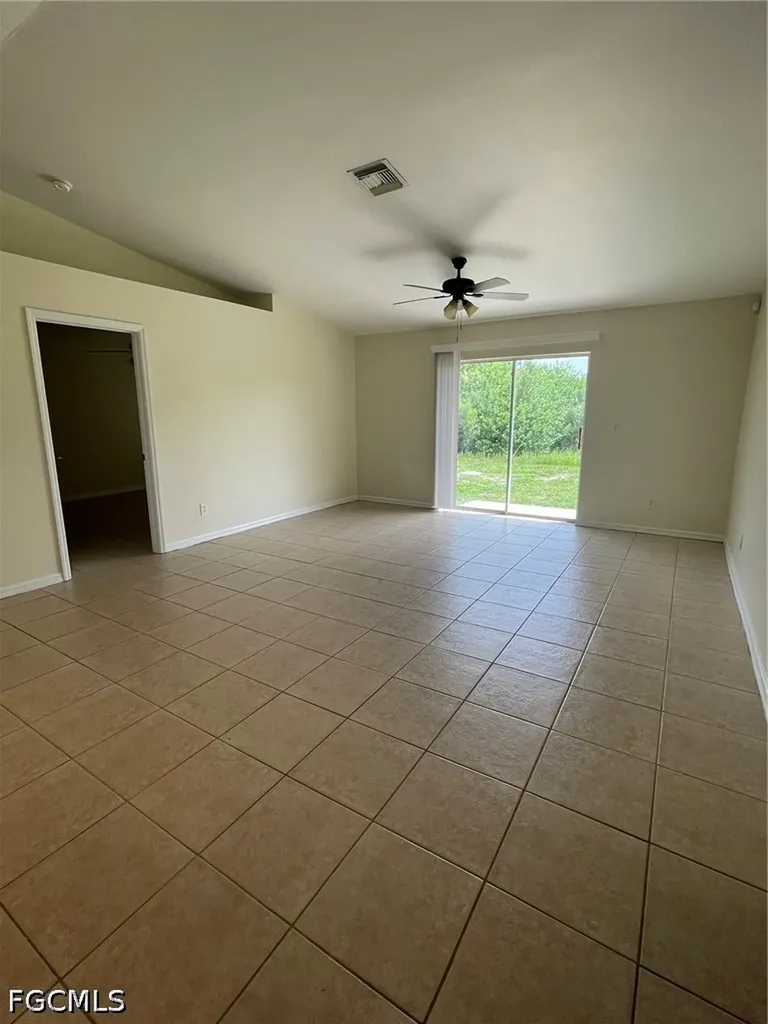 2605/2607 Sunniland Boulevard Lehigh Acres FL 33971
