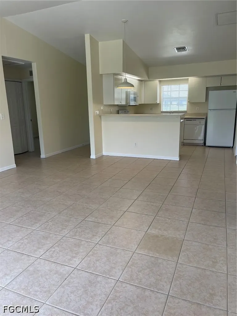 2605/2607 Sunniland Boulevard Lehigh Acres FL 33971