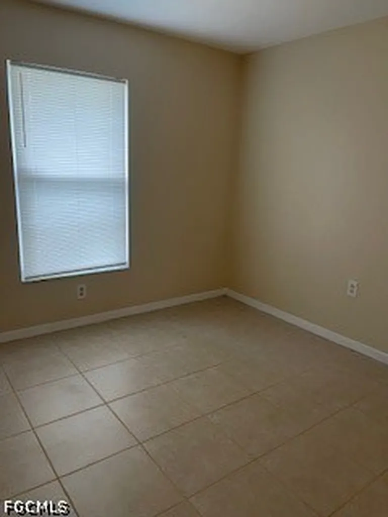 4521/4523 22nd Street SW Lehigh Acres FL 33973