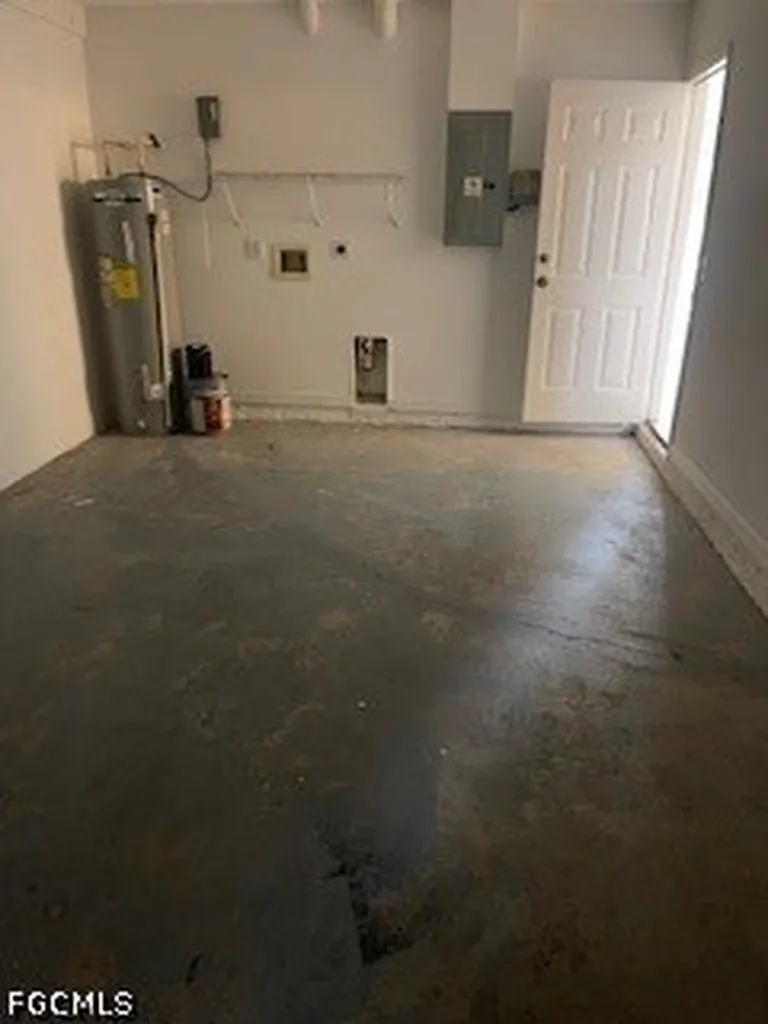 4521/4523 22nd Street SW Lehigh Acres FL 33973