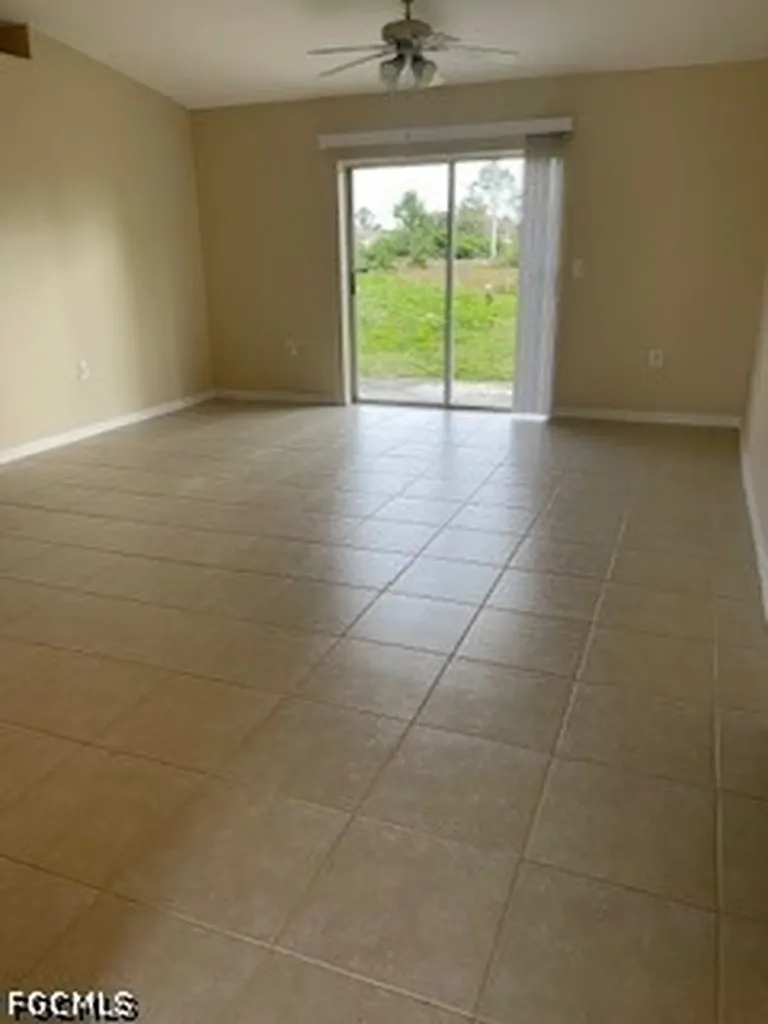 4521/4523 22nd Street SW Lehigh Acres FL 33973