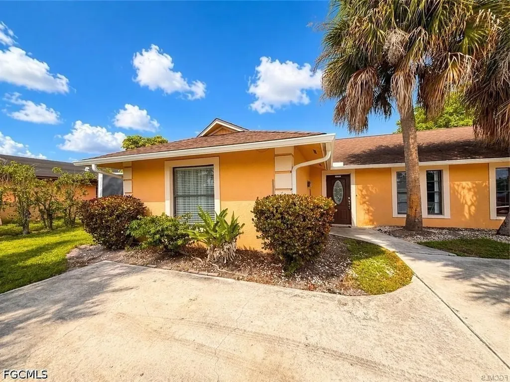 1977 46th Street SW Naples FL 34116